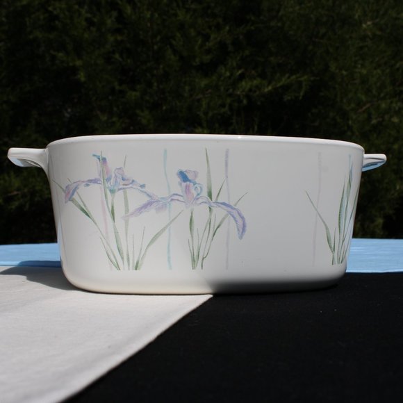 1.5Qt. Square Casserole - Picture 2 of 5